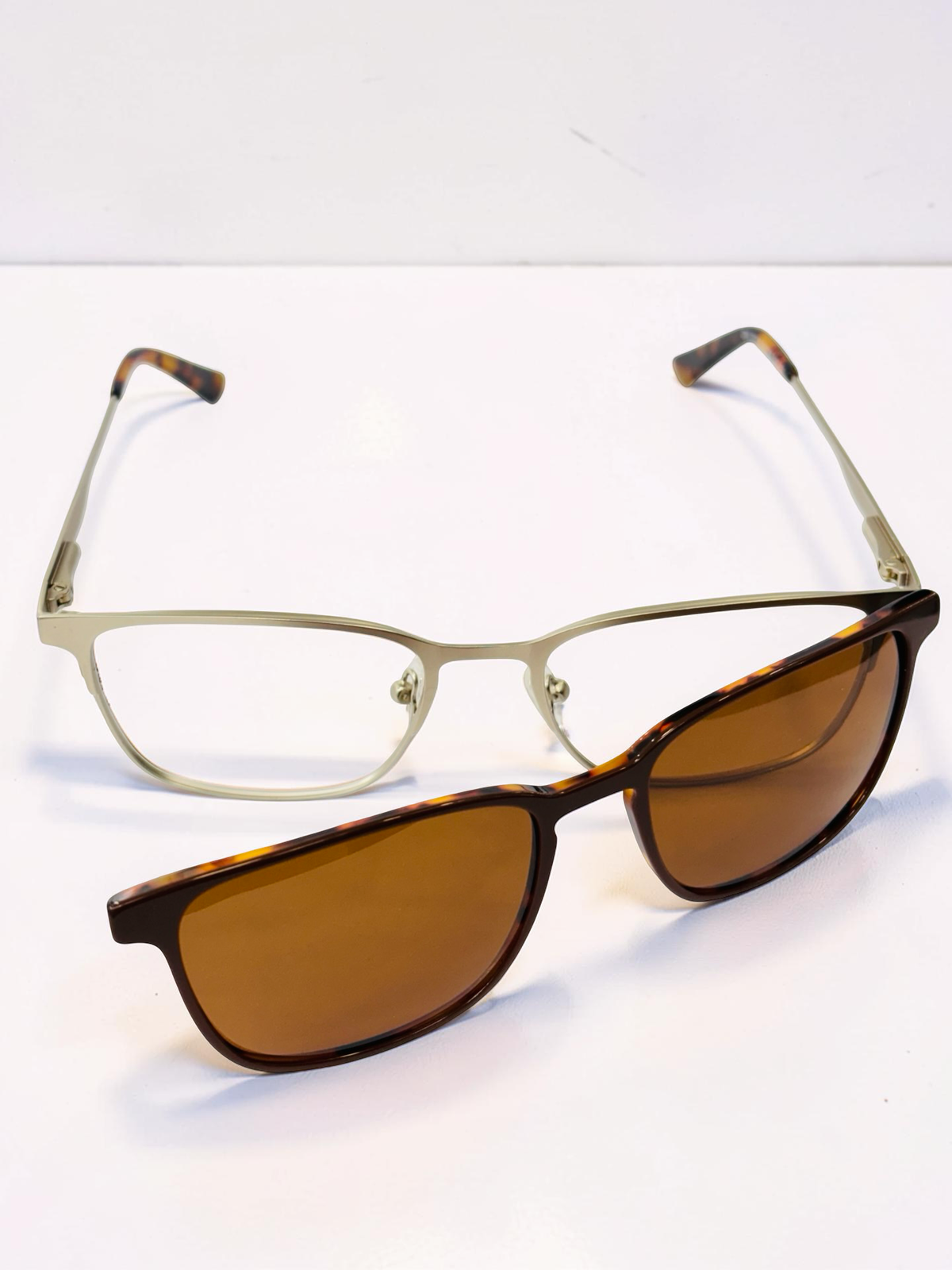 OWL 20216 Clip-On Eyeglasses with Magnetic Sunglasses
