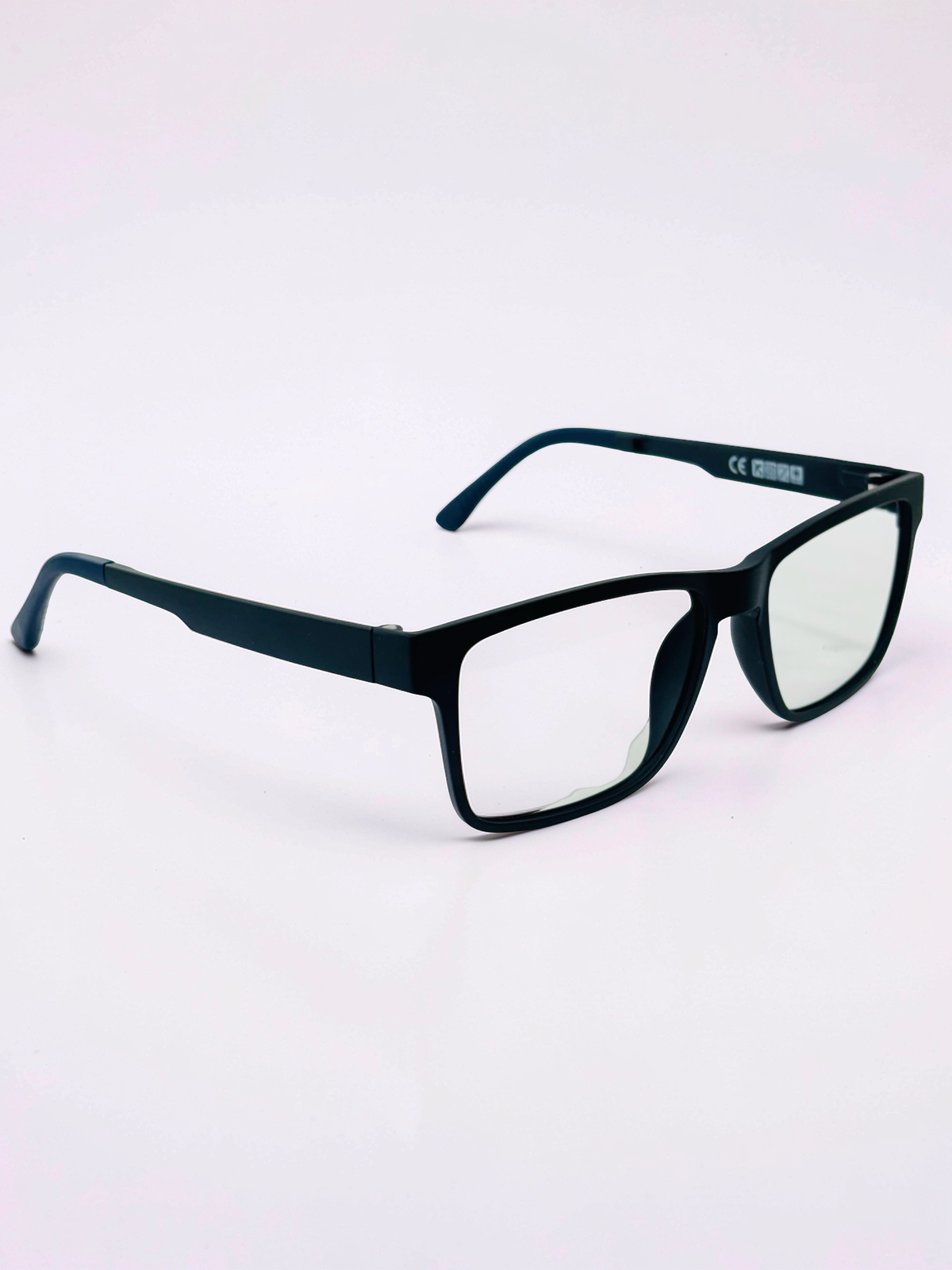 Clip-On Sunglasses - DiCaprio | Matte Black | Rectangle | Medium Fit