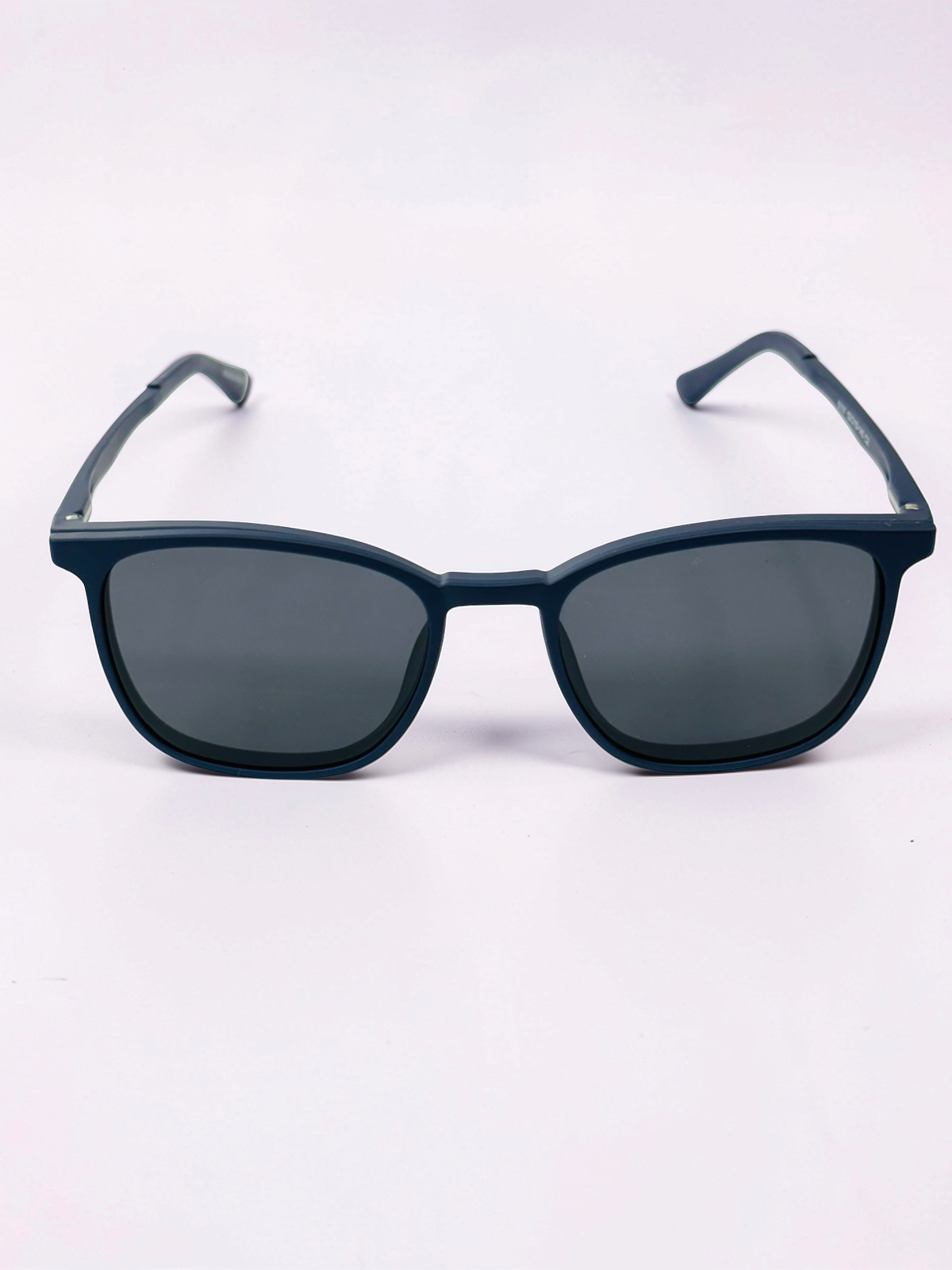 6101 Square Clip-On Eyeglasses – Matte Navy Blue
