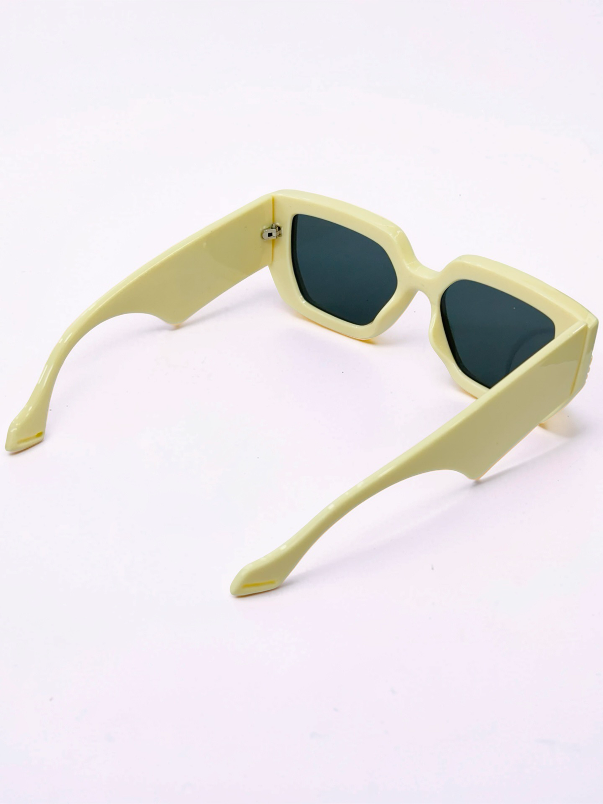 Chunky Geometric Prescription Sunglasses – Cream White