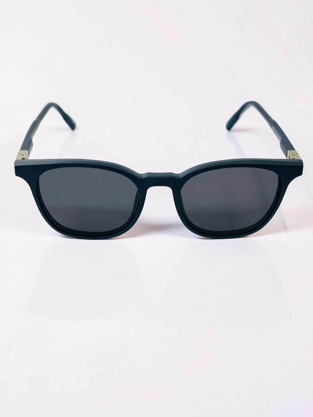 XD8003 Round Clip-On Eyeglasses – Matte Black Grey Gradient