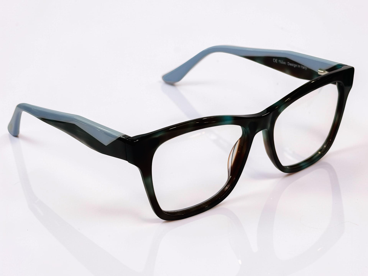 Unisex Teal Tortoiseshell Wayfarer Clip-On Frames with Polarized Sunglasses