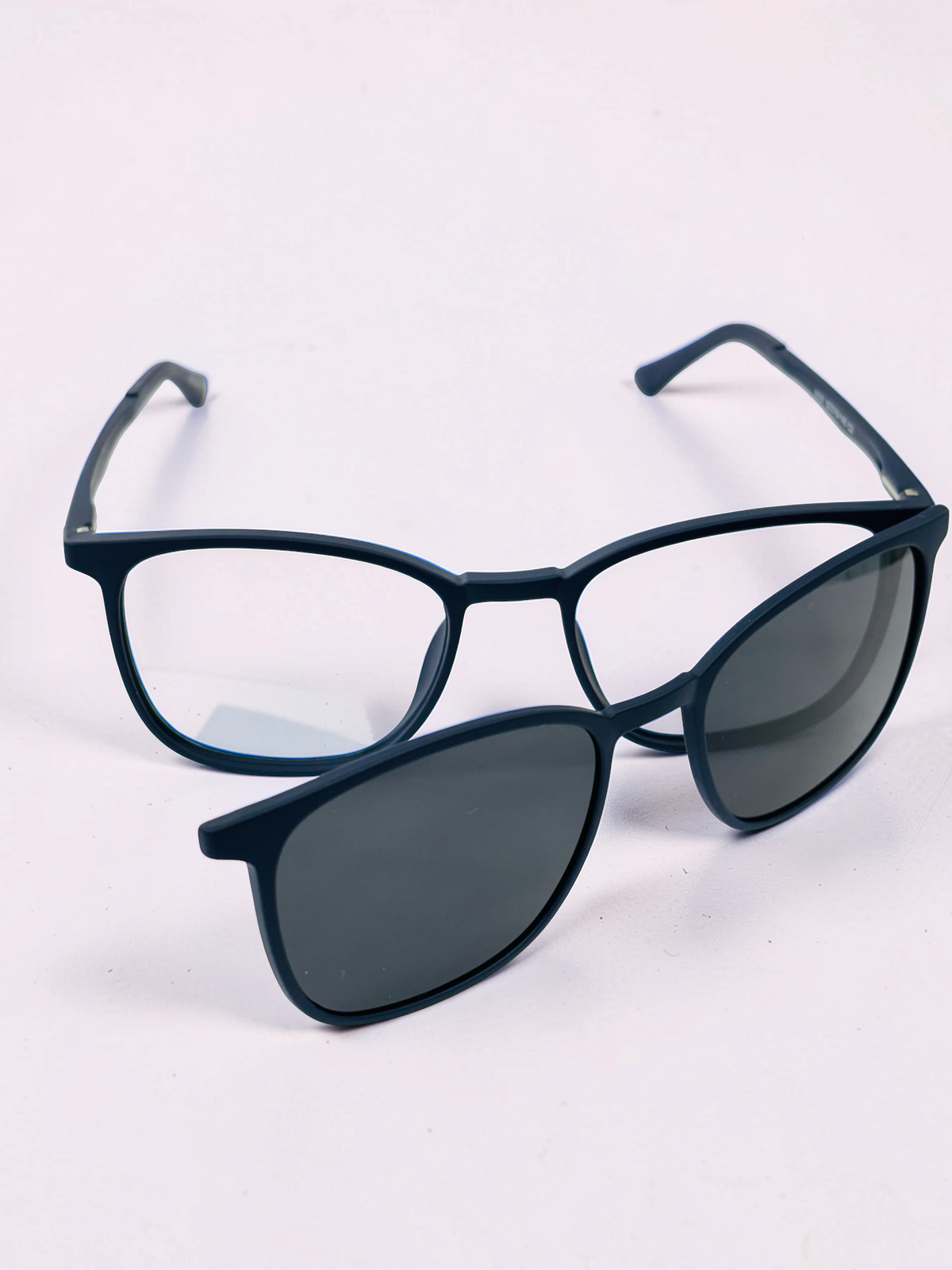 6101 Square Clip-On Eyeglasses – Matte Navy Blue