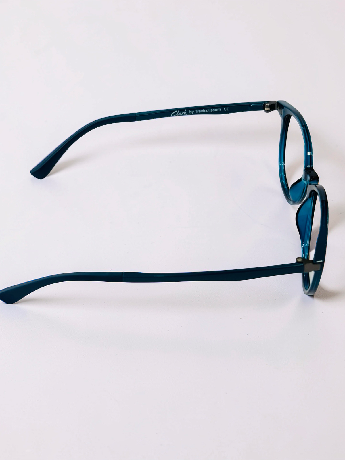 Clark by Travicoliseum Clip-On - Teal
