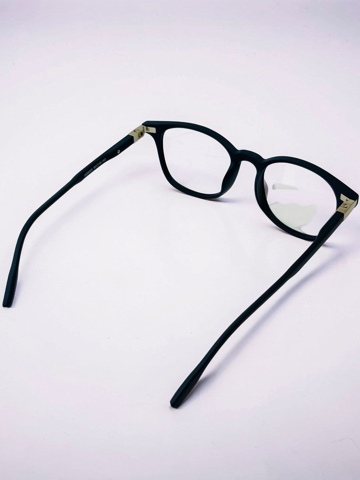 XD8003 Round Clip-On Eyeglasses – Matte Black Grey Gradient