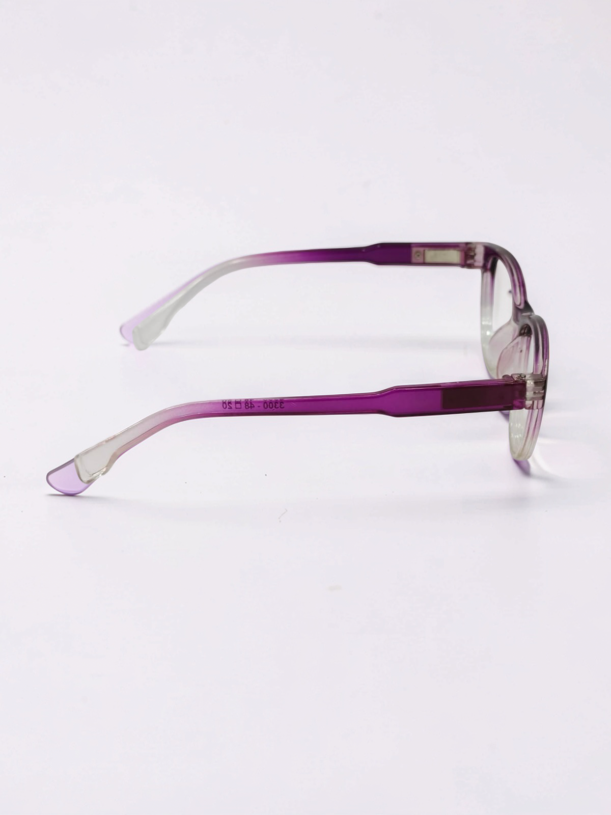 Flexible Cat-Eye Optical Frame – Purple to Clear Gradient