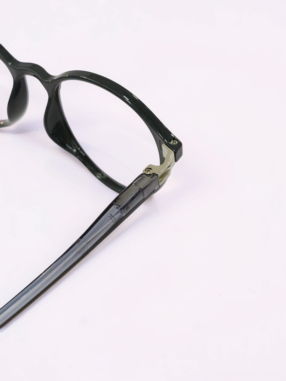 Round Flexible Eyeglasses Frame - Black